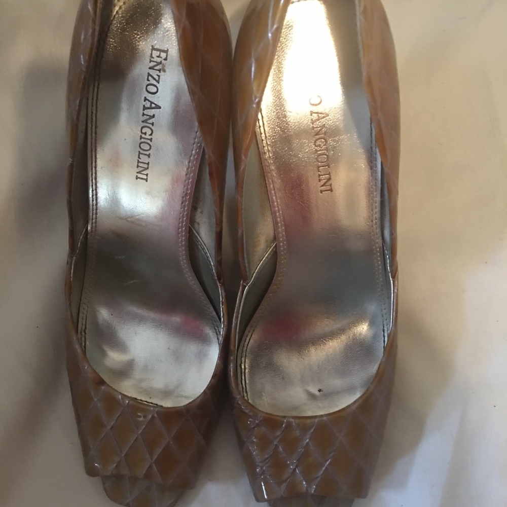 Enzo Angiolini
